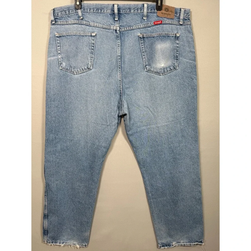 Wrangler Jeans Men 46x29 Blue Distress Straight Leg Classic 100% Cotton Rise 14
